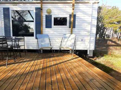 MOBILHOME 4 personnes - MH Les Chênes 4p 2Ch 1SdbClim