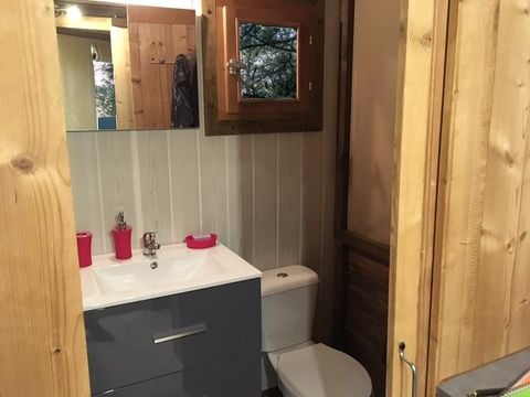 CHALET 4 personnes - Cabane de l'Ecureuil 4p 2Ch 1Sdb