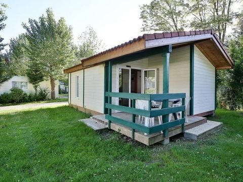CHALET 7 personnes - Chalet bois Confort 31m² - 2 chambres dont terrasse couverte + TV 5/7 pers