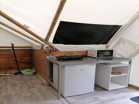 TENTE TOILE ET BOIS 4 personnes - Bungalow Toilé et Bois Standard 28m² - 2 chambres (sans sanitaires) 4 pers
