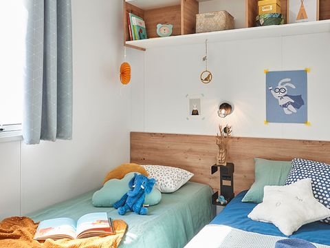 MOBILHOME 4 personnes - Mobil home PMR Confort 31m² - 2 chambres + terrasse semi-couverte 4 pers.