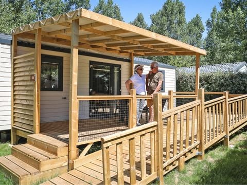 MOBILHOME 4 personnes - Mobil home PMR Confort 31m² - 2 chambres + terrasse semi-couverte 4 pers.
