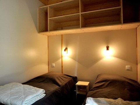 CHALET 6 personnes - Chalet Lac Confort 40 m² - adapté aux personnes à mobilité réduite - 2 chambres 4/6 pers