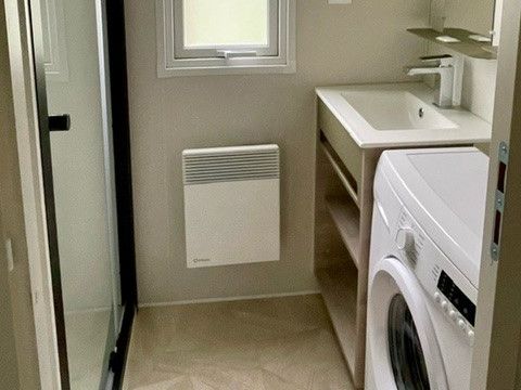 MOBILHOME 8 personnes - Mobil-home Premium Rouffiac 40m² (3 chambres) + 2 salles de bain + LV + LL + Terrasse 6/8 pers