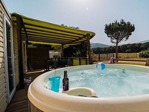MOBILHOME 6 personnes - TRIO PREMIUM JACUZZI