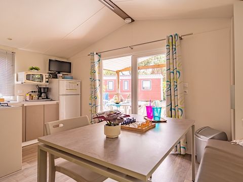 MOBILHOME 4 personnes - Gamme Loisirs
