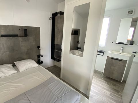 MOBILHOME 8 personnes - Grand confort 3 chambres/2 SDE