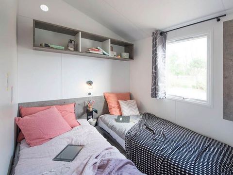 Mobilhome 6/8 personnes - GRAND - CONFORT - 3 chambres - 2 salles de bain 36 m² Terrasse Couverte