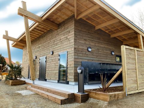 Emplacement - Forfait Nature (1 tente, caravane ou camping-car / 1 véhicule)