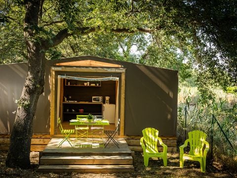 TENTE TOILE ET BOIS 4 personnes - MAORI (sans sanitaires)