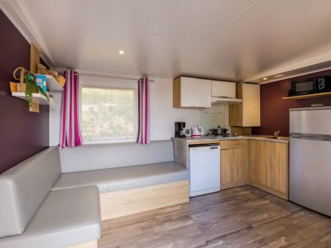 MOBILHOME 4 personnes - Comfort | 2 Ch. | 4 Pers. | Terrasse surélevée | 2 SDB | Clim. | TV
