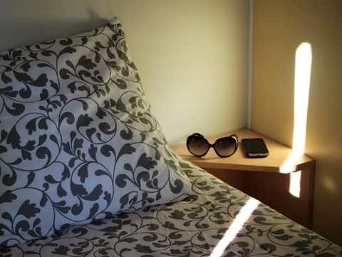 MOBILHOME 5 personnes - Mobil home "SUNSHINE 5"-2 chambres- 5 personnes max (bébé compris) 5 pers