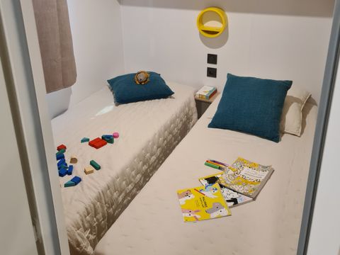 MOBILHOME 6 personnes - Mobil-home PREMIUM "OPPIDUM" Climatisation/TV- 3 Chambres- 6 personnes Max (bébé compris) 6 pers