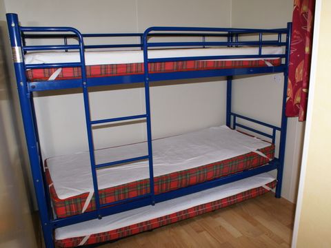 MOBILHOME 5 personnes - Mobil Home "SUNSHINE 5" Climatisé/TV - 2 chambres - max 5 personnes (bébé compris) 5 pers