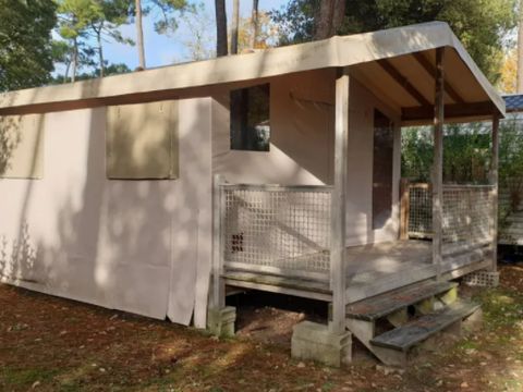 Tente en toile et en bois 5 personnes - Lodge sans sanitaires