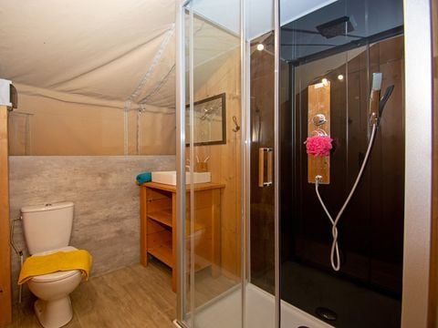 TENTE TOILE ET BOIS 5 personnes - Tente lodge premium avec sanitaires 5 personnes