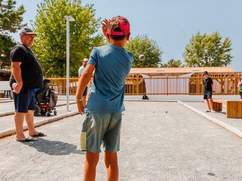 Flower Camping L'Escale du Perthuis - Camping Vandea