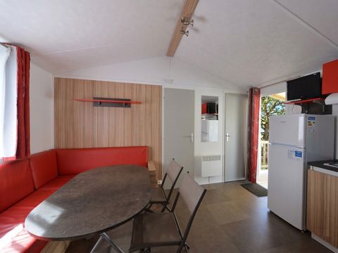 MOBILHOME 8 personnes - Classique - TV