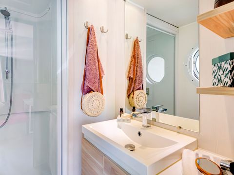 MOBILHOME 6 personnes - CONFORT - 3 chambres - Clim.