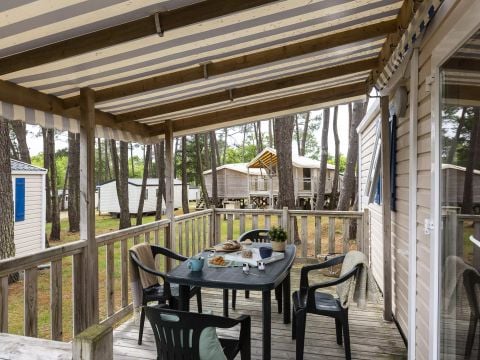 MOBILHOME 6 personnes - Confort 4 Pièces 6 Personnes + TV MOBILHOME 6 personnes - Confort 4 Pièces 6 Personnes + TV