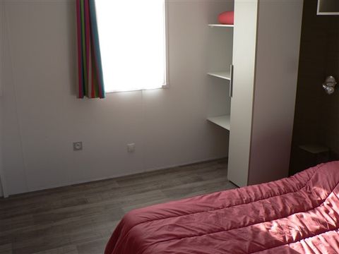 Mobilhome 5/6 personnes - PMR - 2 chambres