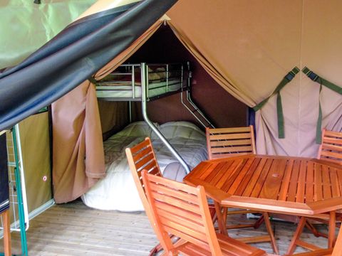 BUNGALOW TOILÉ 5 personnes - VICTORIA (SANS SANITAIRES)