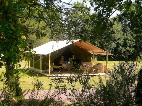 BUNGALOW TOILÉ 5 personnes - VICTORIA (SANS SANITAIRES)