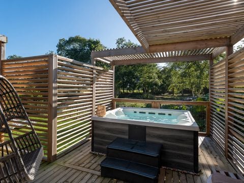 Mobilhome 6 personnes - Prestige - 2 salles de bain - 1 Jacuzzi