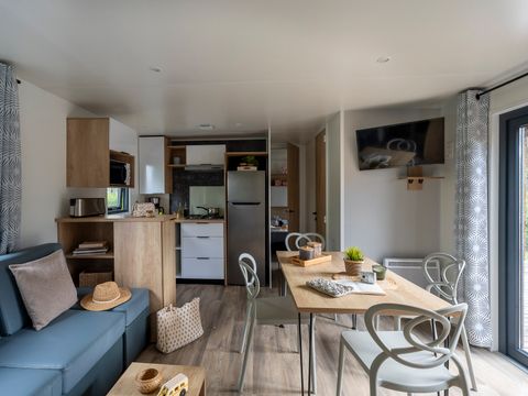 MOBILHOME 6 personnes - Prestige  2 SdB, 1 Jacuzzi