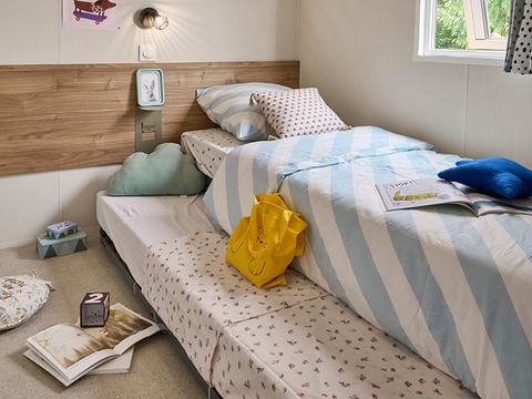 Mobilhome 10 personnes - PRESTA+ 70m² Tribu Jacuzzi - 5 chambres - 3 salles de bain