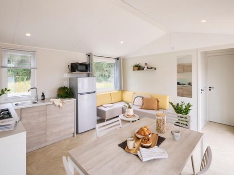 Mobilhome 10 personnes - Mobil home PRESTA+ 70m² Tribu Jacuzzi 5 chambres 3 SdB