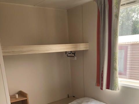 MOBILHOME 4 personnes - 2 chambres sans sanitaires cuisine extérieur