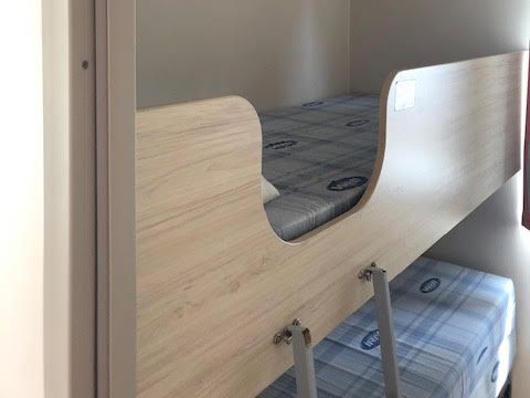 MOBILHOME 4 personnes - 2 chambres sans sanitaires cuisine extérieur