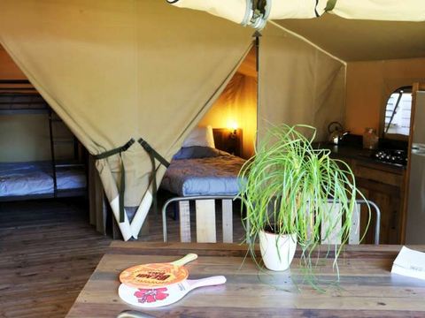 TENTE TOILE ET BOIS 5 personnes - LODGE SAFARI Sans sanitaires