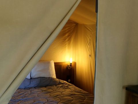 TENTE TOILE ET BOIS 5 personnes - LODGE SAFARI Sans sanitaires