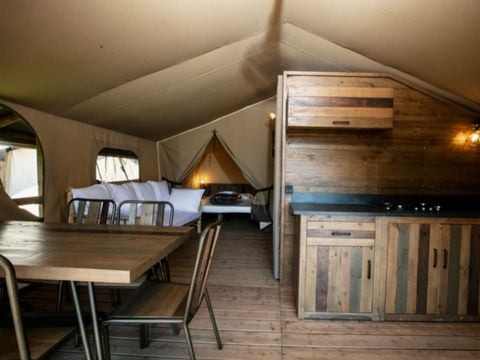 TENTE TOILE ET BOIS 5 personnes - KENYA