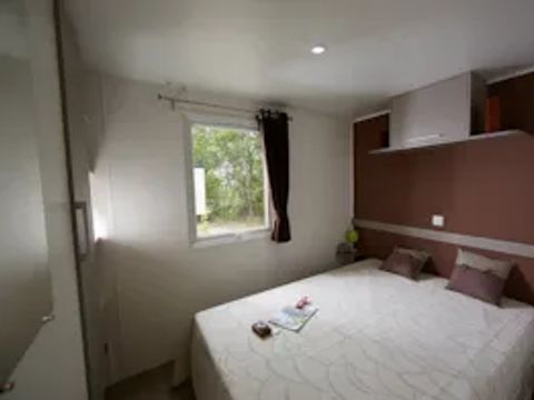MOBILHOME 6 personnes - Confort 32 m² 3 chambres Clim, Tv