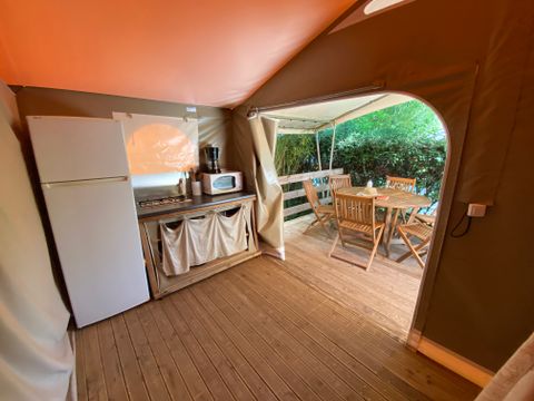 Tente en toile et en bois 6 personnes - Lodge Canada Confort (6p-3ch) 35m² sans sanitaires