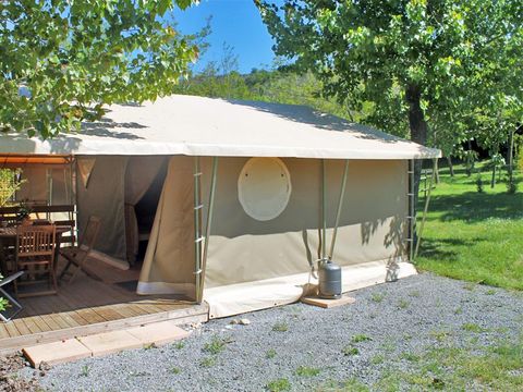 Tente en toile et en bois 6 personnes - Lodge Canada Confort - 6p-3 chambres - 35m² - Sans sanitaires