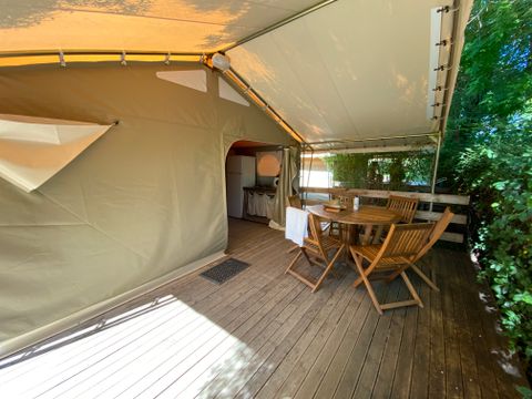 Tente en toile et en bois 6 personnes - Lodge Canada Confort (6p-3ch) 35m² sans sanitaires