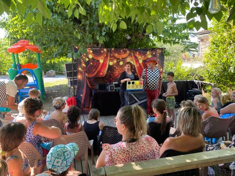 Flower Camping Saint Amand - Camping Ardèche - Image N°9