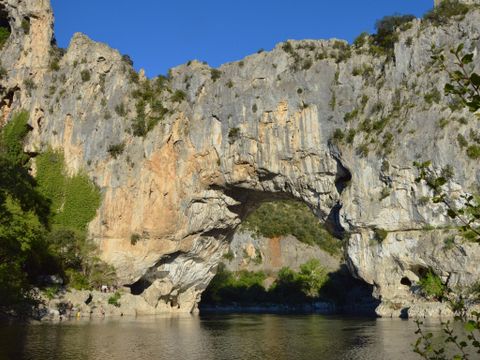 Flower Camping Saint Amand - Camping Ardèche - Image N°17