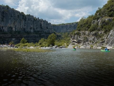 Flower Camping Saint Amand - Camping Ardèche