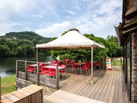  Camping Le Lac de Laval-de-Cère - Camping Lot - Afbeelding N°30