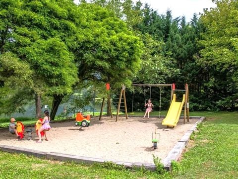  Camping Le Lac de Laval-de-Cère - Camping Lot - Afbeelding N°20