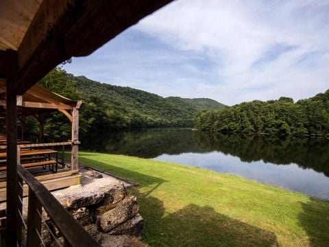  Camping Le Lac de Laval-de-Cère - Camping Lot - Image N°31