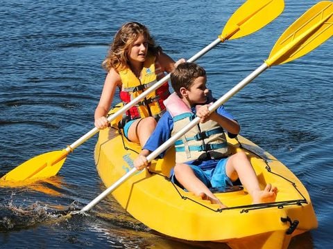 Camping Le Lac de Laval-de-Cère - Camping Lot - Afbeelding N°14