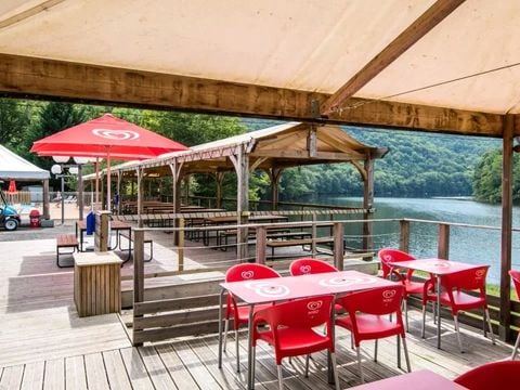  Camping Le Lac de Laval-de-Cère - Camping Lot - Afbeelding N°27