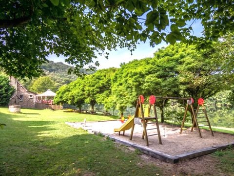  Camping Le Lac de Laval-de-Cère - Camping Lot - Afbeelding N°18