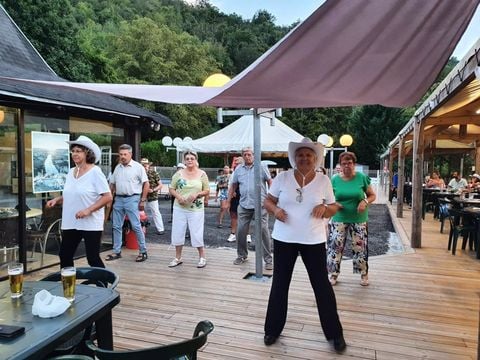  Camping Le Lac de Laval-de-Cère - Camping Lot - Image N°15